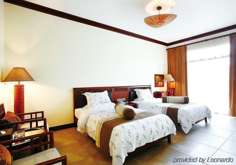 Grand River Resort Hotel Гуанджоу Стая снимка